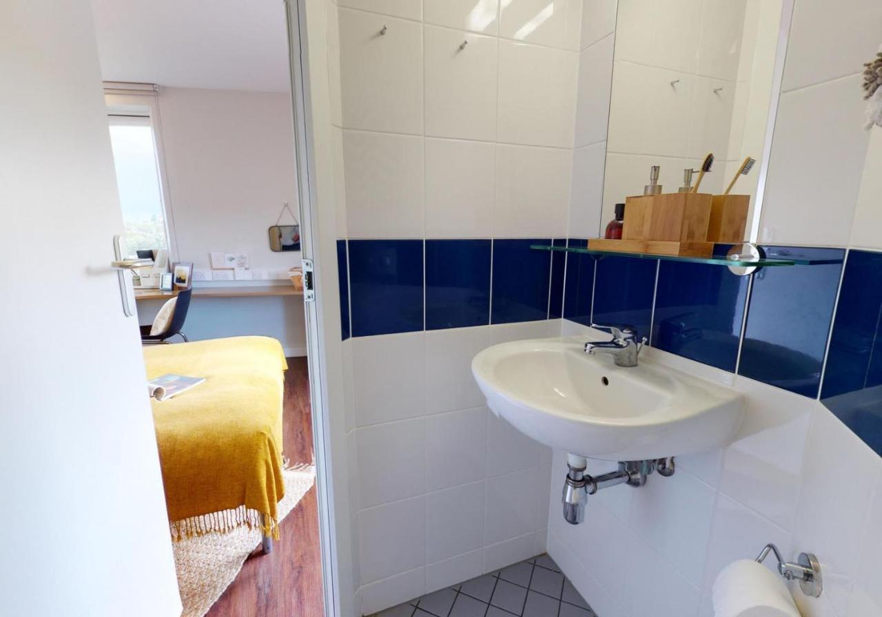 Private Bedrooms With Shared Kitchen And Studios At Iq Tufnell House In Londyn Zewnętrze zdjęcie